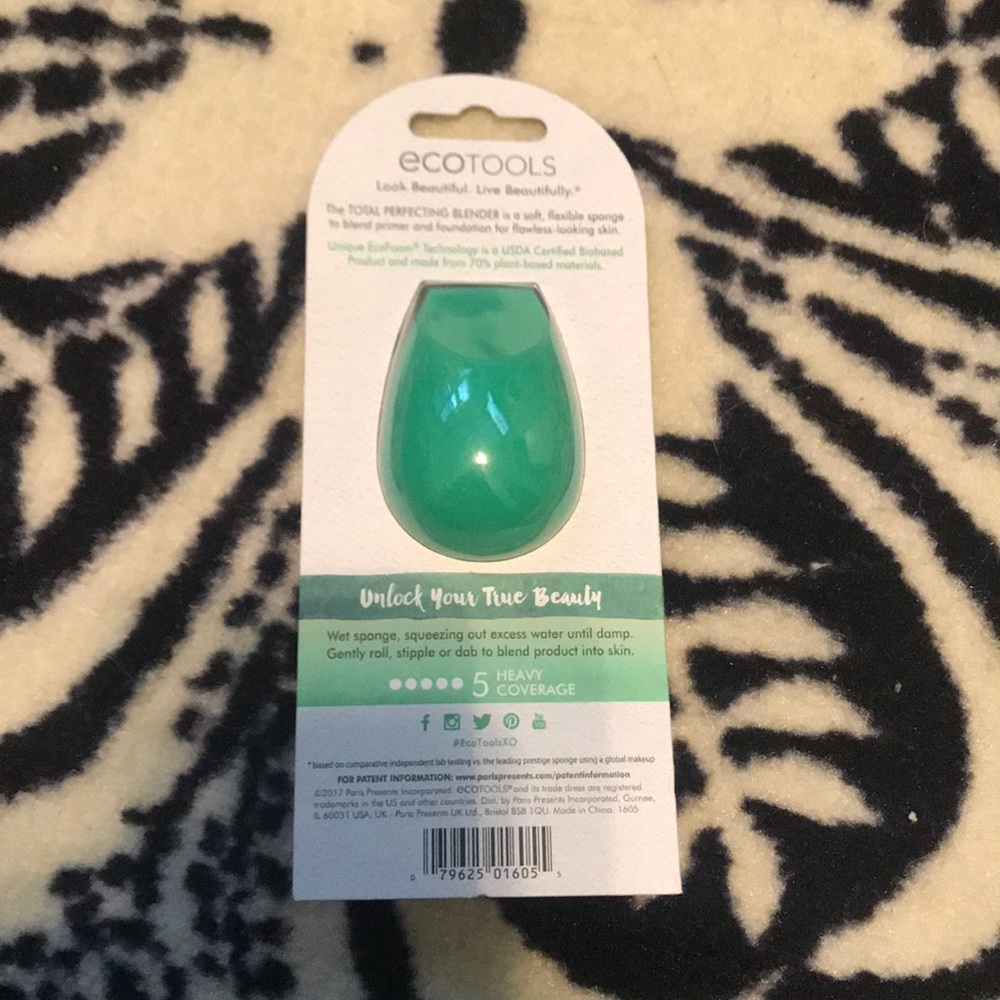 Makeup applicator - Picture 2 of 3